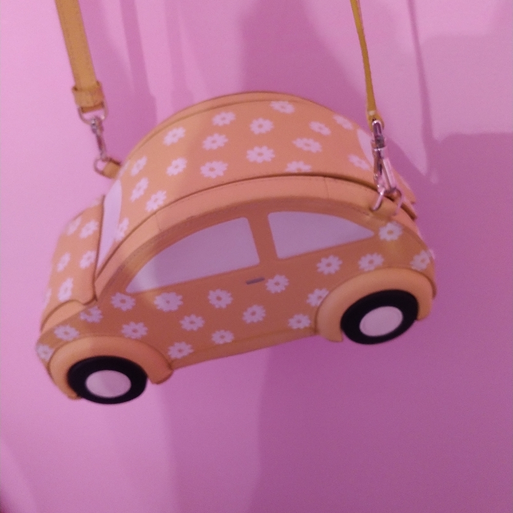 Kate Spade beep beep purse
